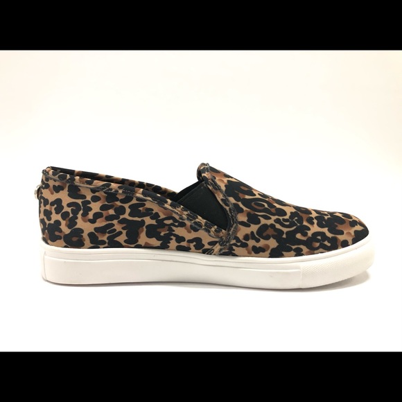 steve madden symba slip on